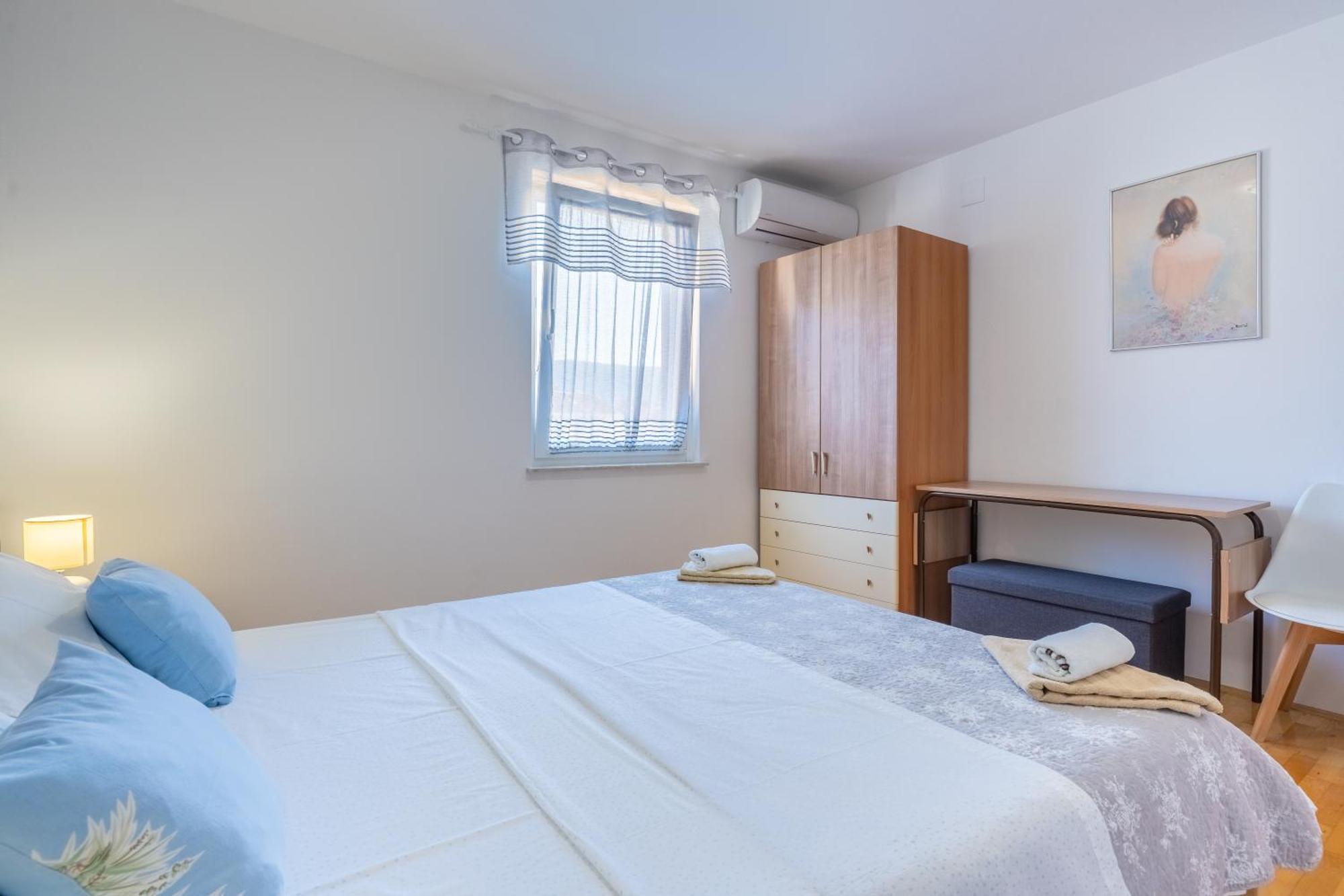 Apartment Kristian Cres Luaran gambar