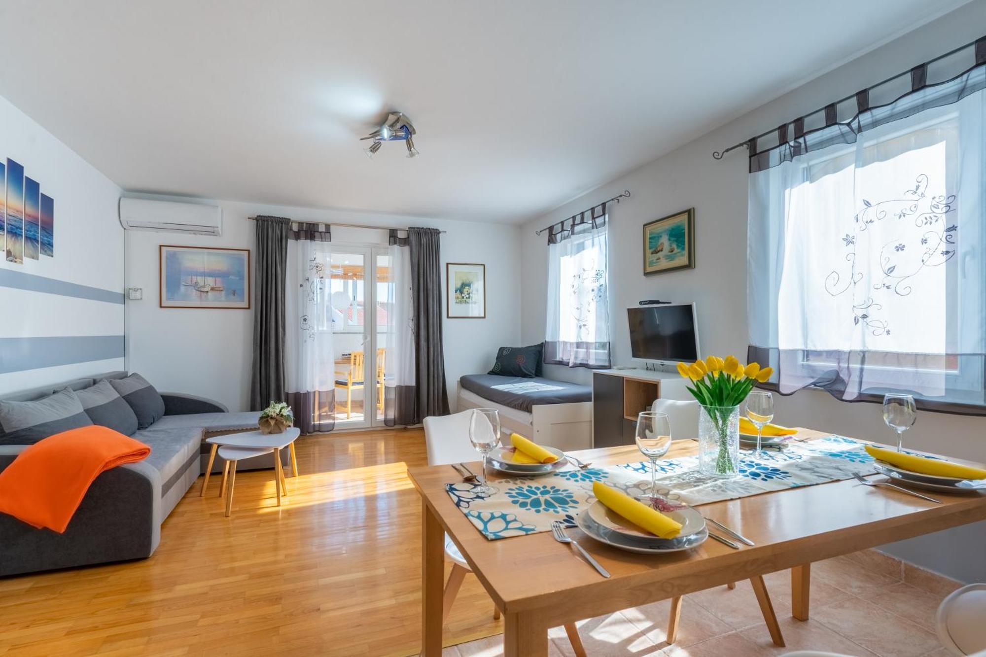 Apartment Kristian Cres Luaran gambar
