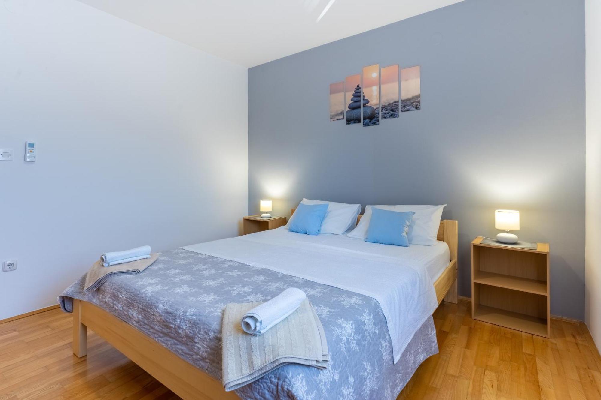 Apartment Kristian Cres Luaran gambar